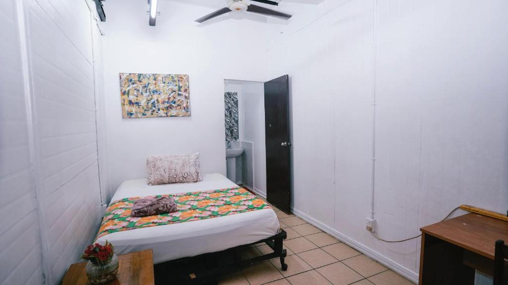 Room 5 Double Room with A/C